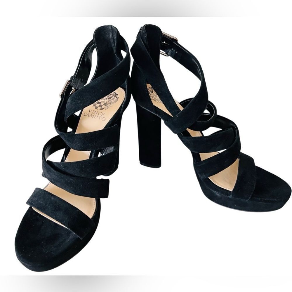 NWOT Vince Camuto Catyna Platform
Black Dress Sandal size 8. - Picture 4 of 8